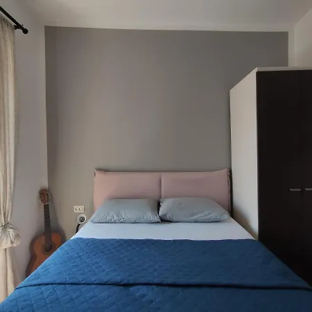 Enjoy Summer Apartament Pula