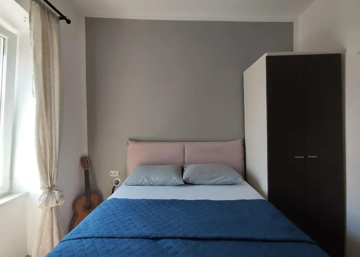 Enjoy Summer Apartament Pula